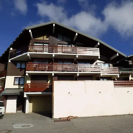Cosy Aux Saisies, Proche Pistes Et Commerces, 4 Couchages, Balcon Sud-ouest - Fr-1-594-150 *